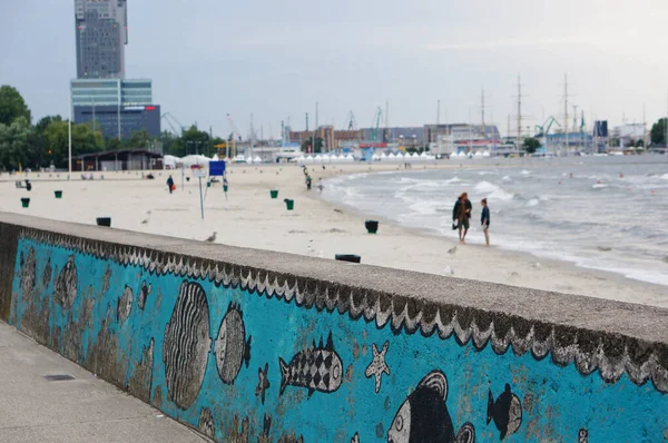 Gdynien Polen Okt 2015 Fischzeichnungen Einer Wand Strand Abend — Stockfoto