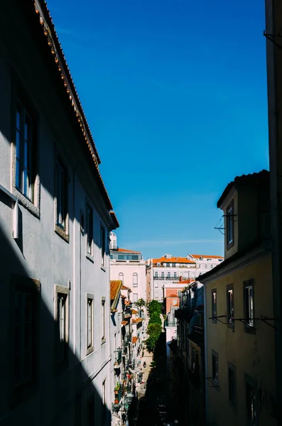 リスボン ポルトガルの建物の垂直ショット — ストック写真