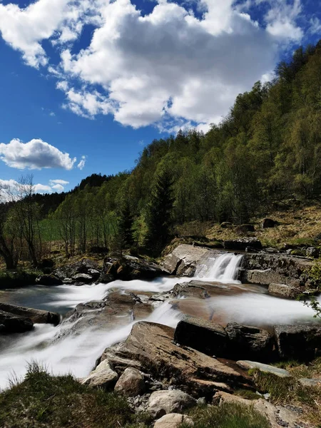 Beautiful Scenery Famous Tvindefossen Waterfall Norway — Stock Photo, Image