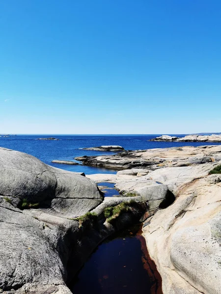 Живописный Снимок Моря Окруженного Каменными Горами Верденсе Норвегия — стоковое фото