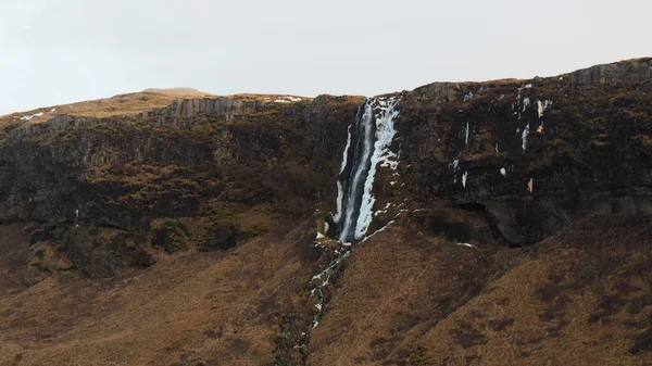 アイスランドの氷に覆われた山 — ストック写真