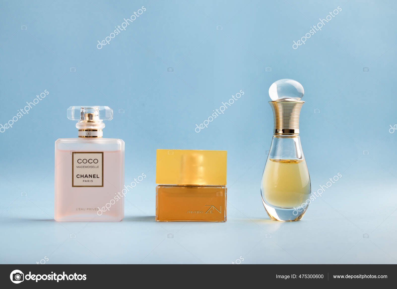 Paris France May 2021 Coco Chanel Mademoiselle Dior Shiseido Zen – Stock  Editorial Photo © Wirestock #475300600