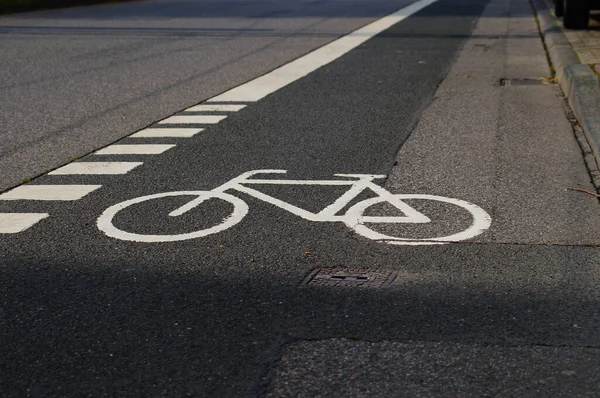 Οδική Σήμανση Ποδηλατοδρόμου Στην Πόλη Της Φρανκφούρτης Ποδηλατόδρομοι Επεκτείνονται Αυτή — Φωτογραφία Αρχείου