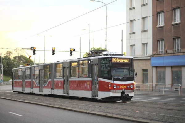 Prague República Checa Maio 2021 Tramway Tatra Kt8D5 Linha Perto — Fotografia de Stock