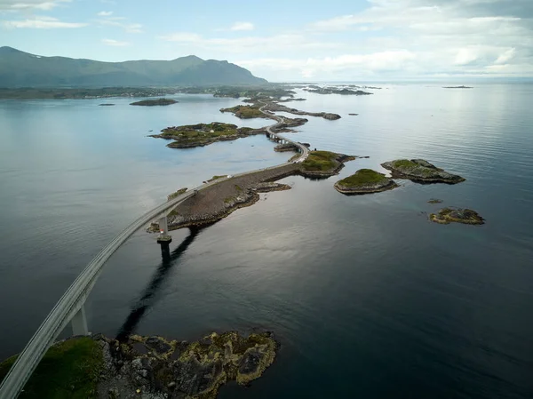 Most Storseisundet Nejdelší Osmi Mostů Které Tvoří Atlantic Ocean Road — Stock fotografie