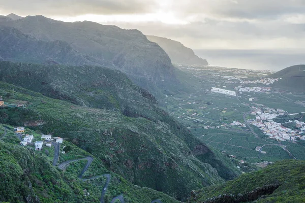 スペインのテネリフェ島の山の空の景色 — ストック写真