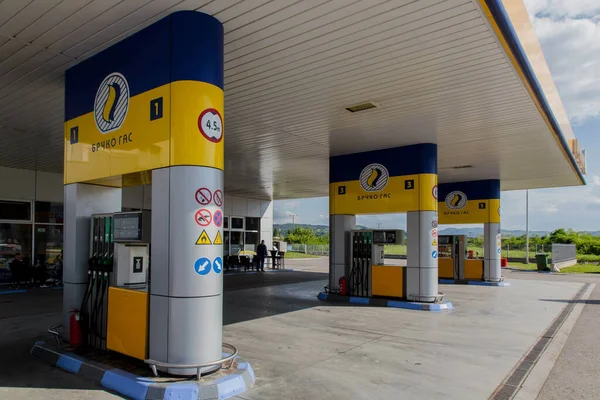 Brcko Bósnia Herzegovina Maio 2017 Foto Diurna Posto Gasolina Bósnia — Fotografia de Stock