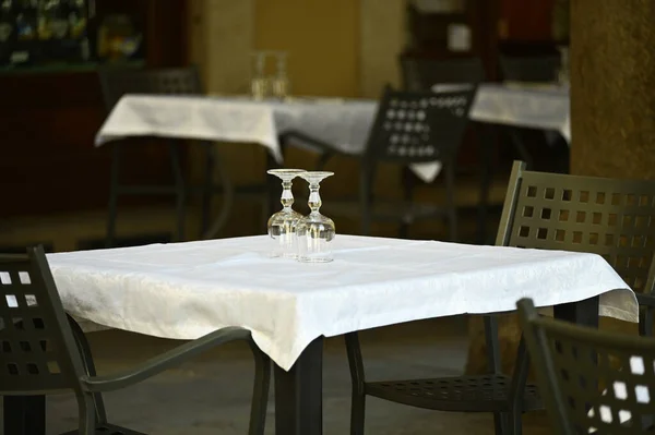 Nahaufnahme Eines Leeren Tisches Außenrestaurant — Stockfoto