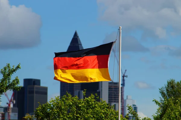 Deutschland Fahne Vor Dem Messeturm Frankfurt Ein Wichtiger Meilenstein Auf — Stockfoto