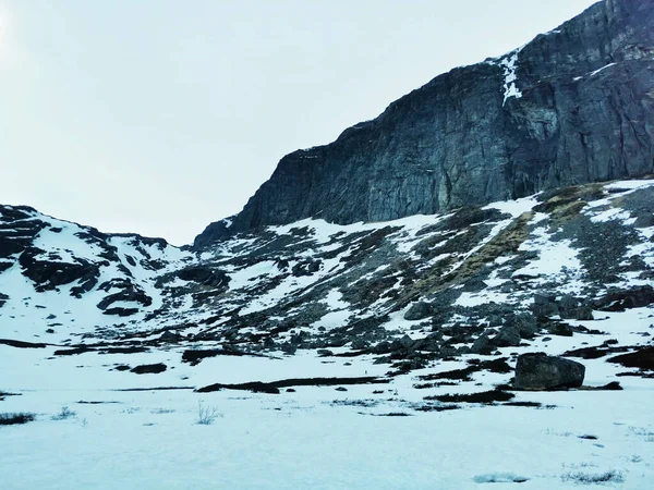 Сніжна Гора Вікені Норвегія Перед Полем Весни — стокове фото