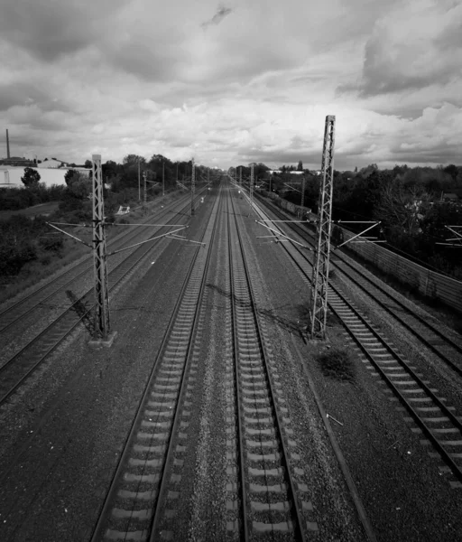 Γραφική Θέα Ενός Άδειου Σιδηροδρόμου Στην Κολωνία Της Γερμανίας Κάτω — Φωτογραφία Αρχείου