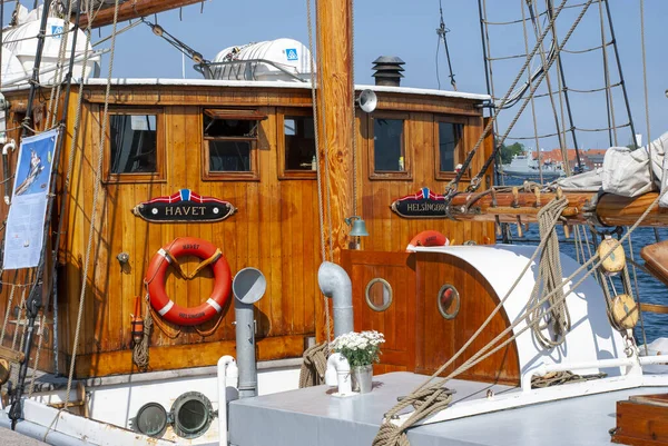 Copenhagen Denmark Jun 2013 Close Classical Old Wooden Sailing Boat — Stock Photo, Image