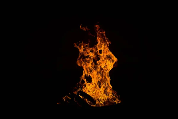 Очера Чешская Республика Фотография Пожара Темной Комнате — стоковое фото