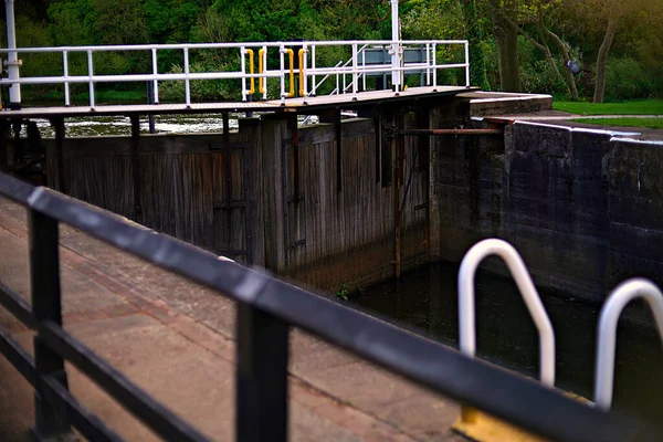 Gunthorpe Lock Outskirts Nottingham One Largest Locks River Trent Which — Stock Photo, Image