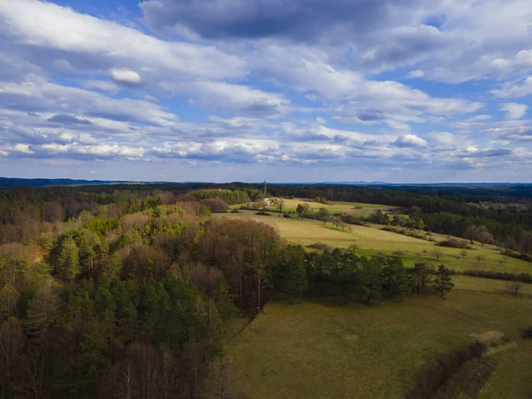 Uma Bela Paisagem Campos Florestas Nos Eua Com Nuvens Céu — Fotografia de Stock