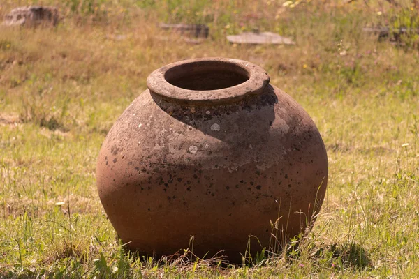 Ancient Clay Pot Roman Amphitheater Capua — Stock Photo, Image