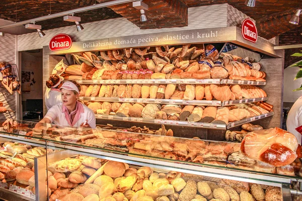 Zagreb Croácia Mar 2020 Deliciosos Pães Uma Padaria Croata Diferentes — Fotografia de Stock