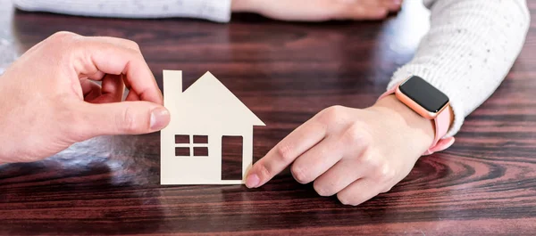 Closeup Shot Couple Hands Holding Paper House Real Estate Family — Stock Photo, Image