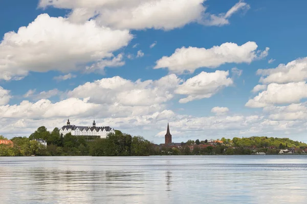 Blick Auf Schloss Ploen Großen Ploener See Schleswig Holstein Norddeutschland — Stockfoto