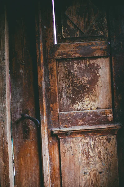 Vecchia Porta Legno Con Maniglia — Foto Stock