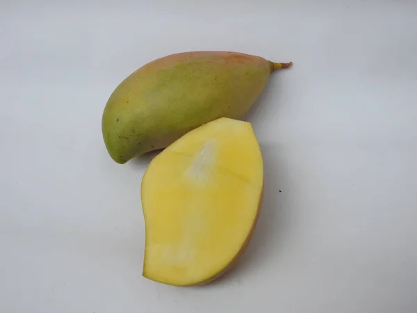 Gros Plan Mangue Totapuri Isolée Sur Fond Blanc — Photo