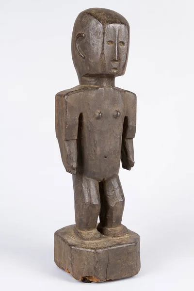 Una Escultura Antigua Vintage Una Persona Tribal Aislada Sobre Fondo — Foto de Stock