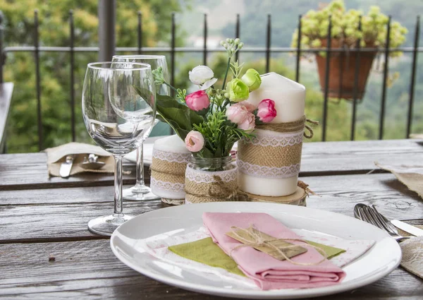 Wedding Table Setting Backdrop Mountain Landscape — Stockfoto