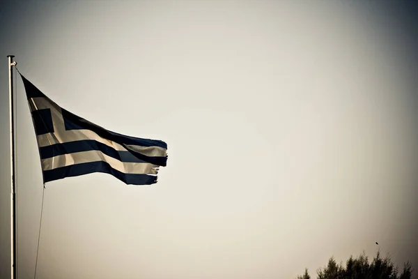 Primer Plano Bandera Grecia Sobre Fondo Cielo —  Fotos de Stock