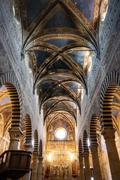 Interior Colegiata Santa Maria Assunta San Gimignano —  Fotos de Stock