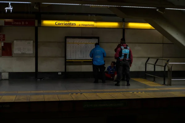 Buenos Aires Argentina Junho 2021 Polícia Detém Ladrão Estação Corrientes — Fotografia de Stock