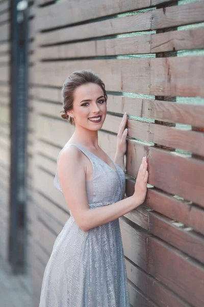 Shallow Focus Smiling Caucasian Woman Wearing Long Gray Dress Event — стоковое фото