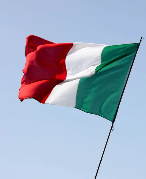 Primo Piano Una Bandiera Italiana Che Sventola — Foto Stock