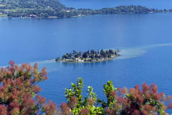 イタリアのヴェローナ県のガルダ湖 — ストック写真