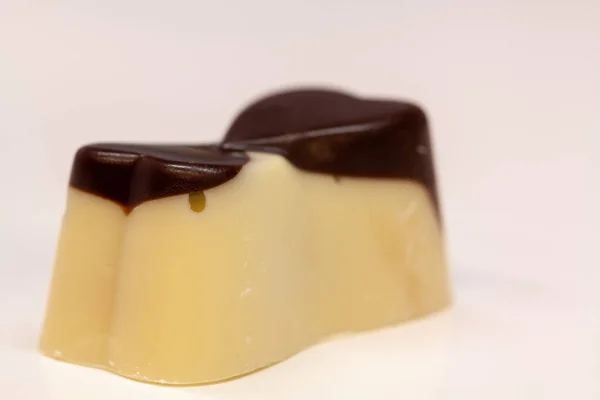 Uma Foto Close Chocolate Doce Mesa — Fotografia de Stock