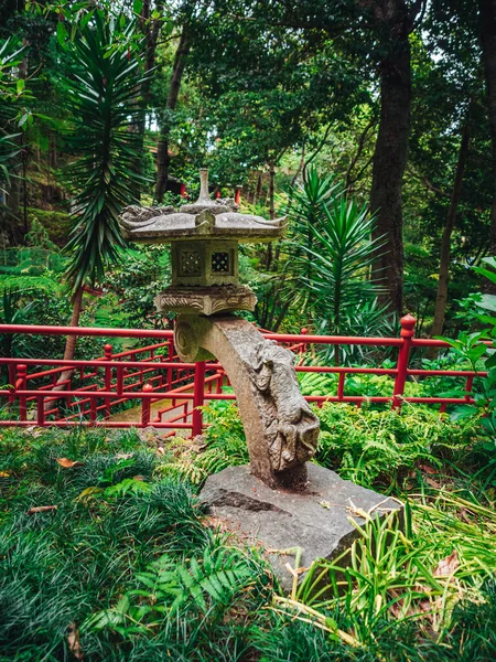 Eine Schöne Steinskulptur Tropischen Garten Des Monte Palace Auf Madeira — Stockfoto