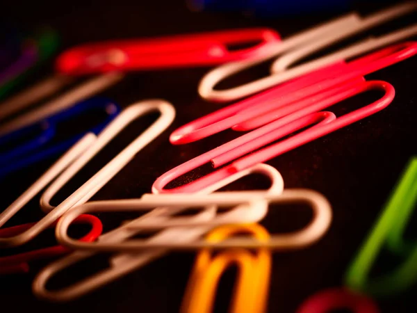 Colorful Paper Clips Table — Fotografia de Stock