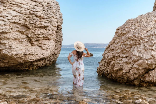 Woman Elegant Long White Summer Dress Standing Beautiful Beritnica Beach — Stock Photo, Image