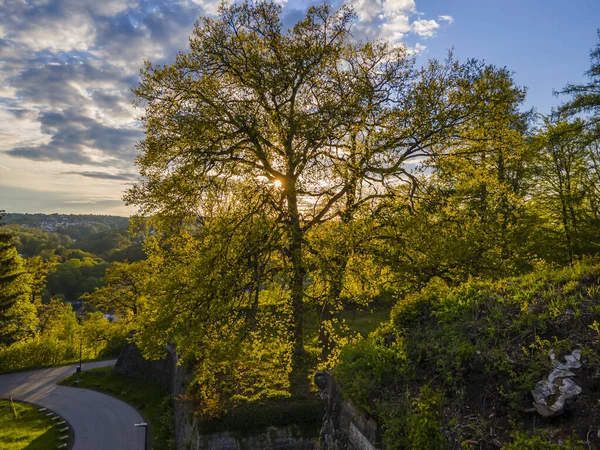 Beautiful Autumn Landscape Highway Overlooking Village Houses — Fotografia de Stock