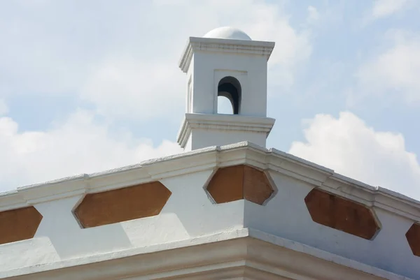 Arkitektonisk Detalj Skorstenar Koloniala Hus Den Koloniala Staden Antigua Guatemala — Stockfoto