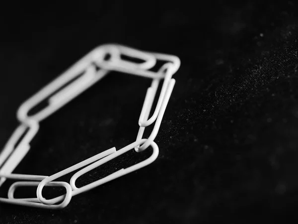 Chain Made Many Paper Clips Table — 图库照片