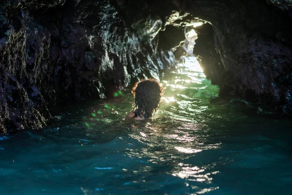 Young Tourist Relaxing Cave Water — Photo