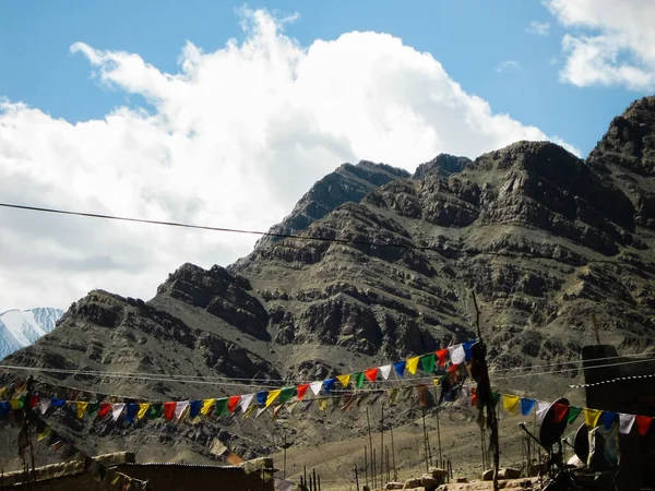 Beautiful View Mountain Scenic View Mountain Prayer Flags Clouds Sky — Stock Photo, Image