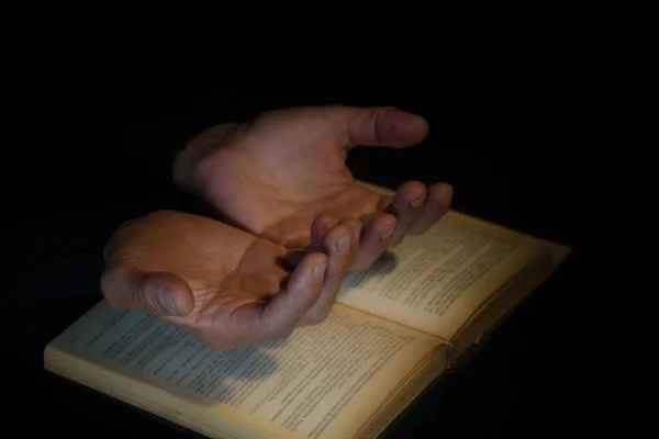 Praying Hands Black Background Faith Praise Concept — Fotografia de Stock