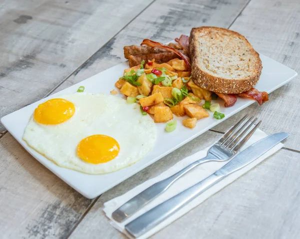 Closeup Shot Eggs Toasted Bread — Stock fotografie