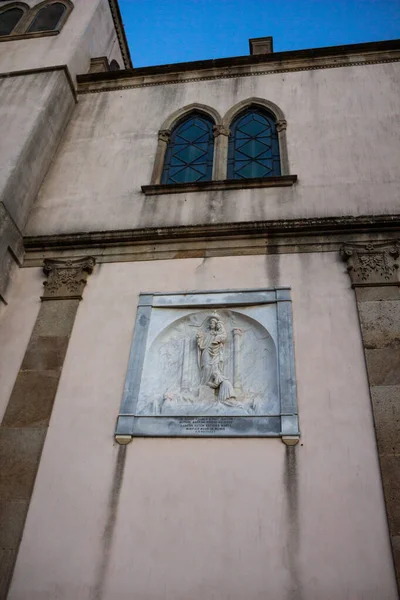 Una Escultura Relieve Mármol Ventanas Arco Basílica Santa Maria Della —  Fotos de Stock