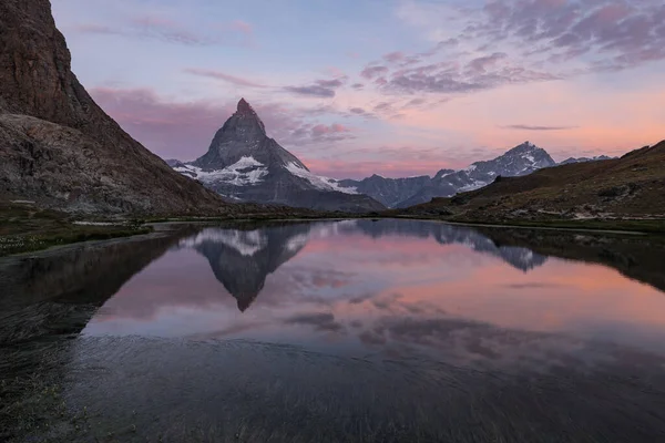 Gorgeous View Mount Matterhorn Zermatt Switzerland Purple Sunset — 스톡 사진