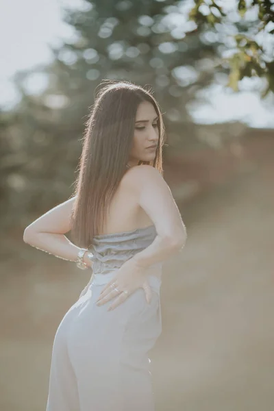 Young Sexy Caucasian Girl Grey Suit Posing Garden Her Hands — Stock Photo, Image