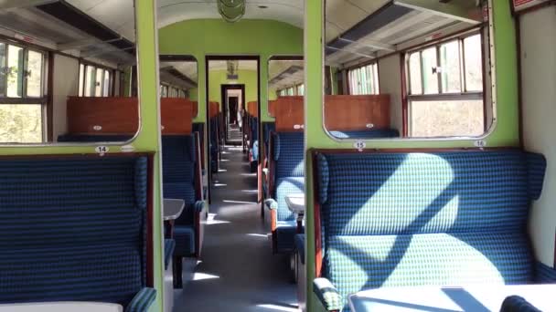 Une Séquence Sièges Intérieur Train Mouvement — Video