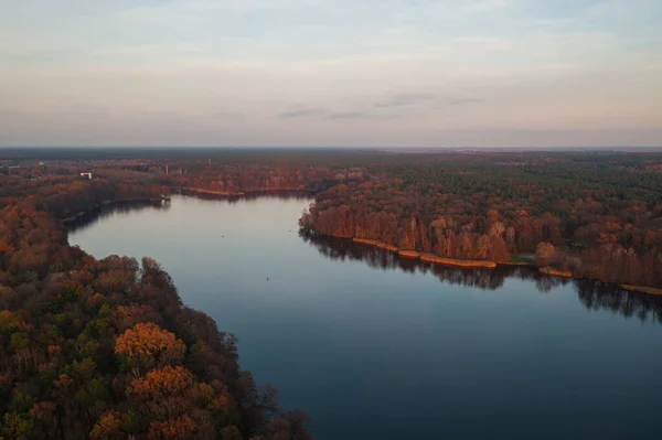 Mesmerizing View Calm Lake Surrounded Colorful Autumn Trees — Stock Fotó