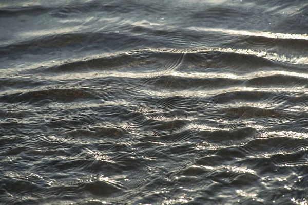 Closeup Shot Sea Waves Reflecting Sunlight — Fotografia de Stock
